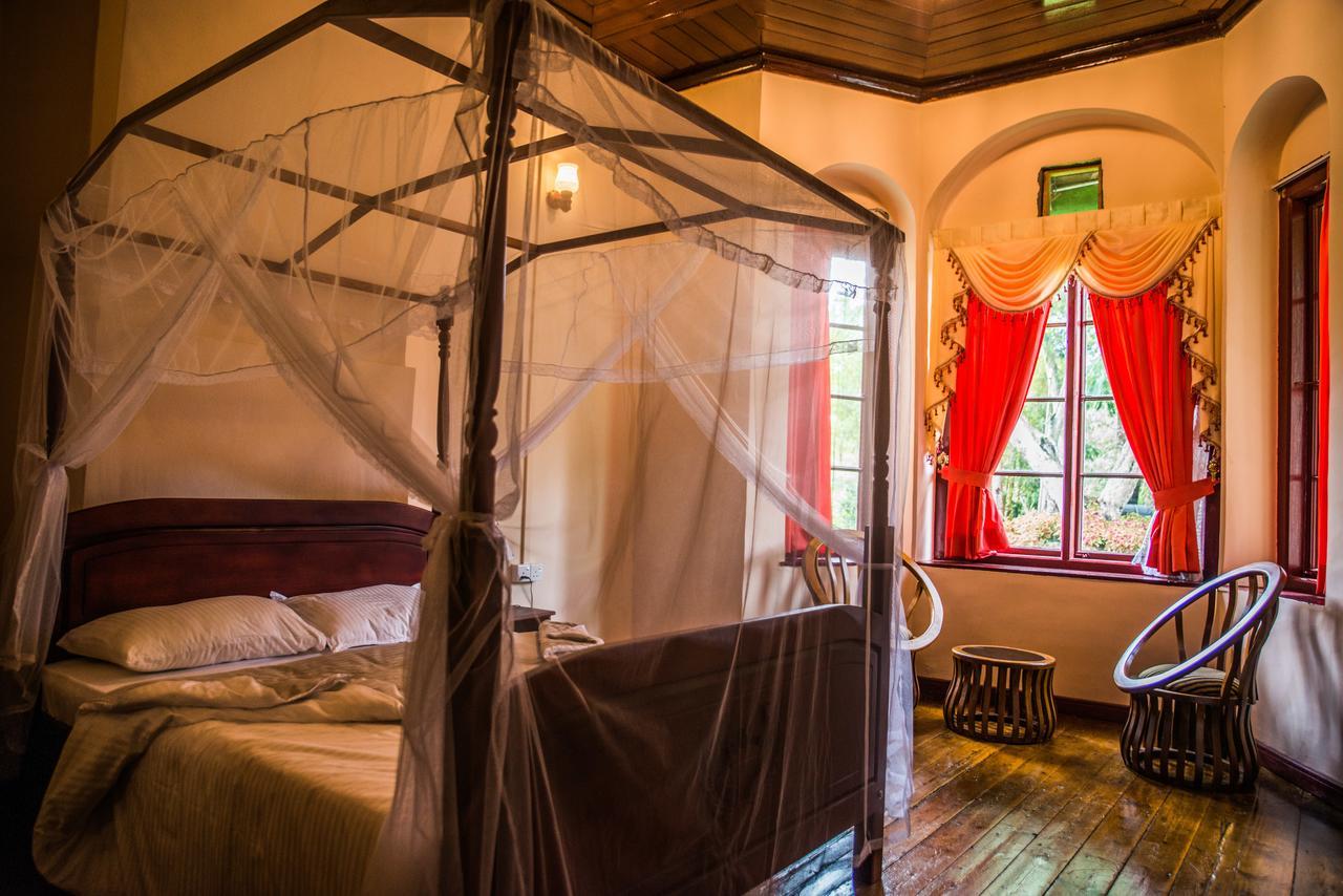 Royal Majesty Bungalow Гаттон Екстер'єр фото